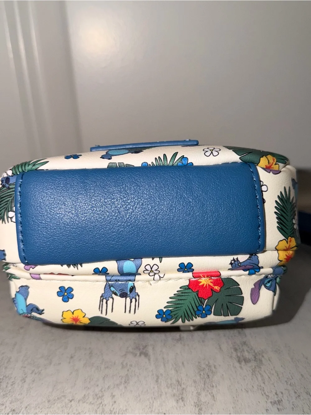 Disney Parks Loungefly Stitch Summer Floral tropical belt bag wristlet